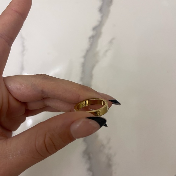 Gold ring - Picture 2 of 2